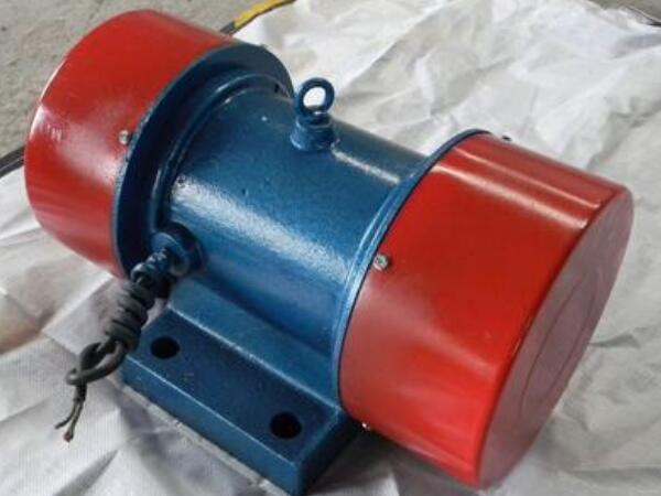振動(dòng)電機(jī)